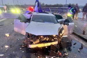 У Києві пʼятеро людей постраждали в ДТП на Броварському проспекті