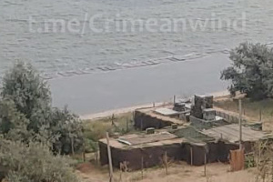 In Crimea, Russians build new defense line near Kerch shipyard
