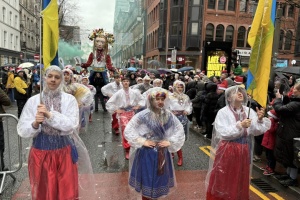 Українська молодь долучилася до різдвяного параду в Манчестері