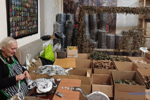 Волонтерки Івано-Франківська: невтомні «феї» та «Шкарпетний батальйон»