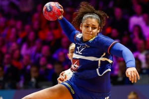 Визначилися пари 1/2 фіналу жіночого ЧС-2025 з гандболу