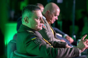 Напади на працівників ТЦК підривають обороноздатність країни - командувач Сухопутних військ