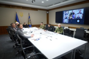 Зеленський провів розмову з американською командою щодо гарантій безпеки