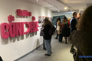 Photos of captured Ukrainian journalists displayed at “Imprisoned Freedom” exhibition in Paris