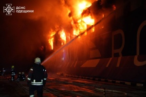 Russian strike hits Odesa ports: injuries, damage reported
