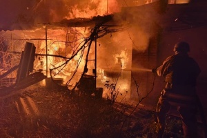 Ворог атакував три райони Дніпропетровщини, пошкоджена цивільна інфраструктура