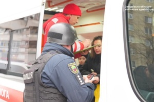 El enemigo ataca un barrio residencial de Zaporiyia, dejando al menos seis heridos, incluido un niño