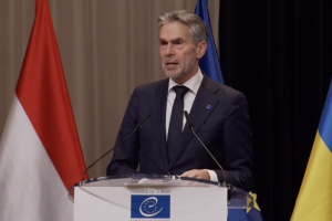 Схооф: Ми надсилаємо з Гааги чіткий сигнал - без справедливості не буде сталого миру