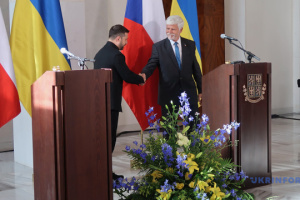 Zelensky, Pavel discuss Kupiansk operation, continued ammo support