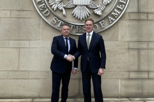 Кислиця прибув до Пекіна для участі в політичних консультаціях