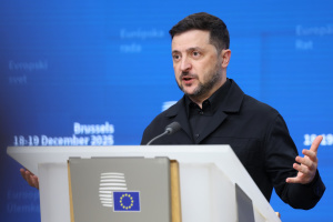 Zelensky: We will not remove course toward NATO membership from Constitution