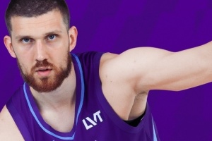 НБА: Михайлюк реалізував усі свої кидки у матчі «Юта» - «Лейкерз»