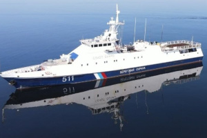 Im Kaspischen Meer russisches Kriegsschiff und Bohrplattform getroffen