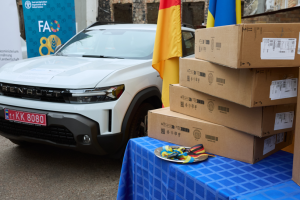 Німеччина передала Україні техніку для робіт у Карпатах