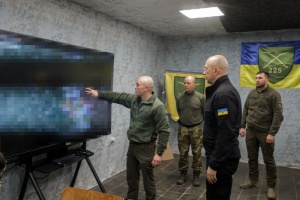 Шмигаль відвідав командний пункт батальйону «Шквал» і заслухав доповідь про ситуацію на Запорізькому напрямку