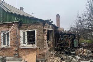 Росіяни атакували Нікопольський район, пошкоджені інфраструктура, АЗС і 4 приватні оселі