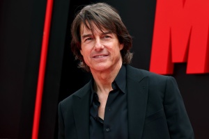 Вийшов офіційний тизер комедії «Діггер» із Томом Крузом