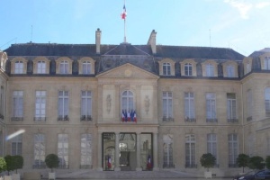 Elysee Palace employee arrested for stealing table silver