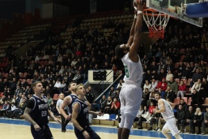 Баскетбол: «Запоріжжя» перервало серію поразок, обігравши «Ніко-Баскет»