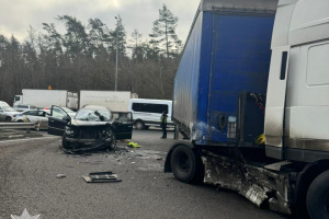 Truck crash in Kyiv leaves teenager dead, several injured