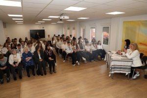 «Урок миру» у Мадриді: учні школи «Дивосвіт» обговорили реалії життя підлітків в умовах війни