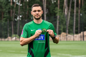 Відомі найкращі футболіст і тренер УПЛ у листопаді та грудні