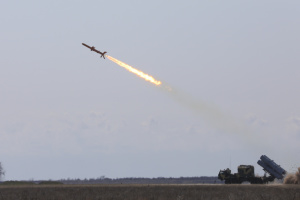 «Нептун» із довгою ракетою і причіпна гармата «Марта»: яке озброєння найближчим часом можуть отримати ЗСУ