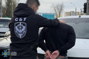 Схеми для ухилянтів: СБУ та поліція затримали у різних регіонах вісьмох організаторів