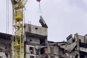 У Харкові демонтують ще три будинки, зруйновані російськими обстрілами