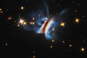 Астрономи зафіксували найбільше хаотичне місце народження планет у Всесвіті