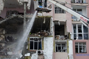 À Kyiv, le nombre de victimes de l'attaque russe est passé à 32, une personne a été tuée