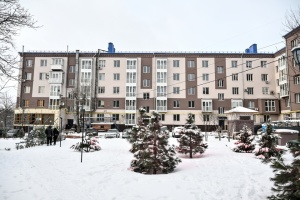 У Запоріжжі відновили багатоповерхівку, яку в 2022 році зруйнувала ракета С-300