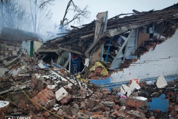 Russen werfen eine Gleitbombe auf einen Laden in der Region Sumy ab- zwei Frauen starben, zwei weitere verletzt