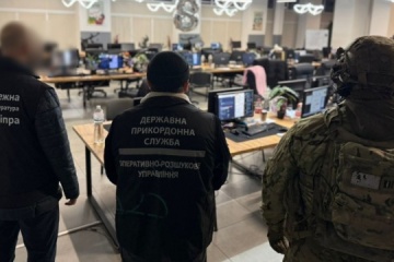 Fraudulent call center uncovered in Dnipro: nearly 100 operators involved