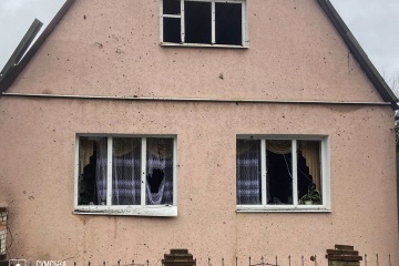 Russian troops shell Sumy community, damaging houses and power lines