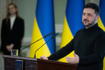 Selon Zelensky, l'Ukraine travaille déjà au développement de ses propres systèmes de défense antiaérienne 