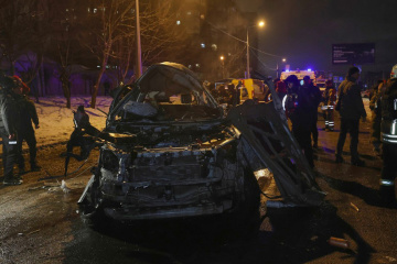 Russen greifen eine Autostraße in Charkiw mit Gleitbomben an- es gibt Tote und Verletzte