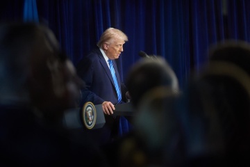 Trump suggests peace talks could yield results within weeks