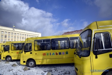 Громади Закарпаття отримали нові шкільні автобуси