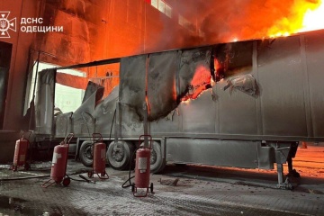 Під час атаки на Одещину уламки дрона впали на територію термінала «Нової пошти»