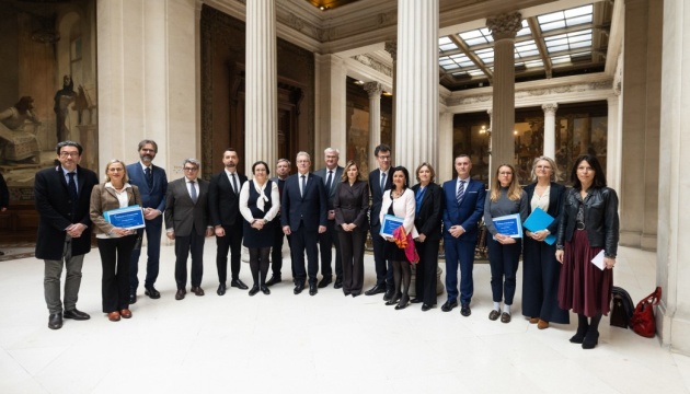 Olena Zelenska : Douze établissements d’enseignement français rejoignent la Coalition mondiale des études ukrainiennes 