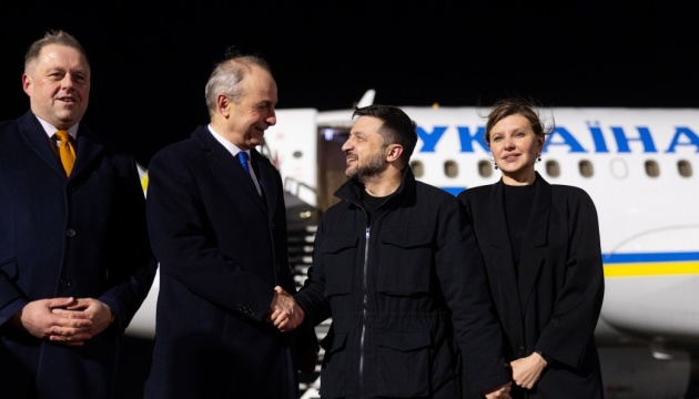 Зеленський прибув до Ірландії з першим офіційним візитом
