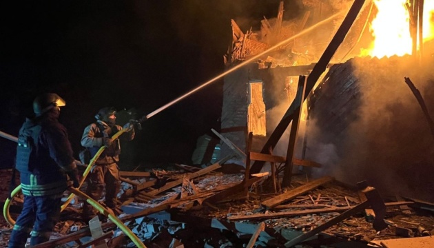 Удар ФАБами по Словʼянську: пошкоджені 46 будинків, у лікарні - троє із восьми постраждалих