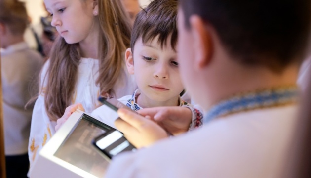 Ще три україномовні аудіогіди з’явилися в Румунії, Франції та Бельгії у листопаді