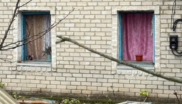 Загарбники за добу 729 разів били по Запорізькій області, четверо поранених