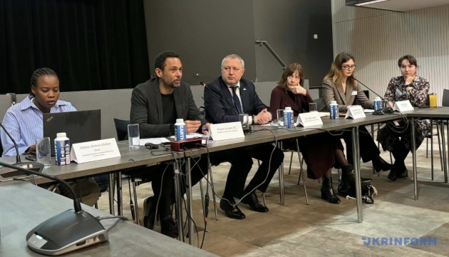 Більш як 19 тисяч українських дітей вивезені Росією - президент Global Rights Compliance