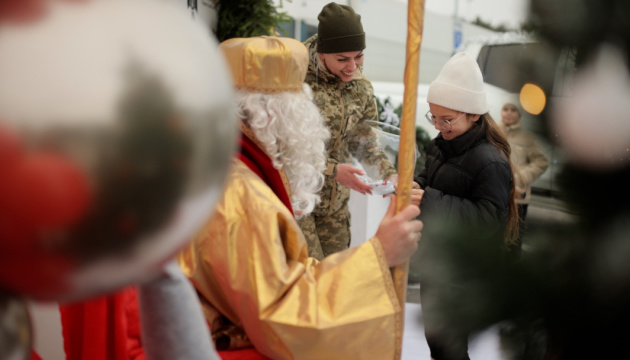 У пункті пропуску «Рава-Руська» відкрили резиденцію святого Миколая