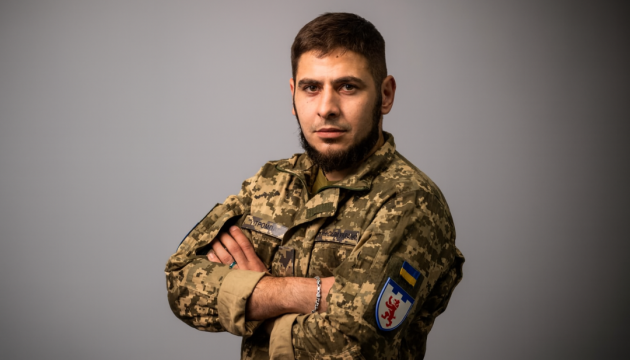 Call sign “Trump”: Surrender Donbas? But how then will you look into the eyes of children of the soldiers who fought and died there? 