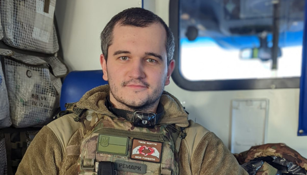«Мене гнітить, що десь там є поранені, а я не можу їм допомогти» - військовий лікар-анестезіолог