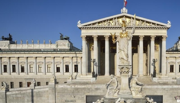 Парламент Австрії засудив тортури та депортації на окупованих Росією територіях України